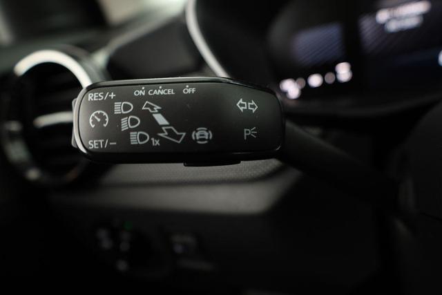 Skoda Fabia Selection 1.0 TSI Selection, Tempomat, Park, Winterpaket, SmartLink, 4 J.-Garantie 