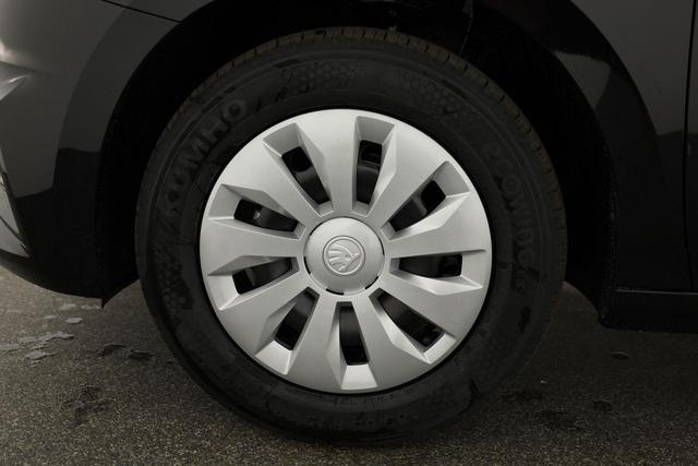 Skoda Fabia Selection 1.0 TSI Selection, Tempomat, Ladeboden, Park, Winterpaket, SmartLink, 4-J Garantie 