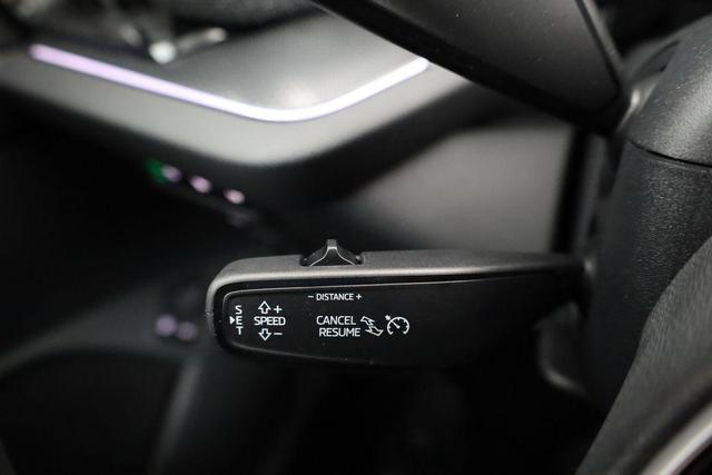 Skoda Kodiaq 1.5 TSI iV 150 kW Selection Selection, AHK, Navi, Kamera, Side, el. Klappe, Winter, sofort 