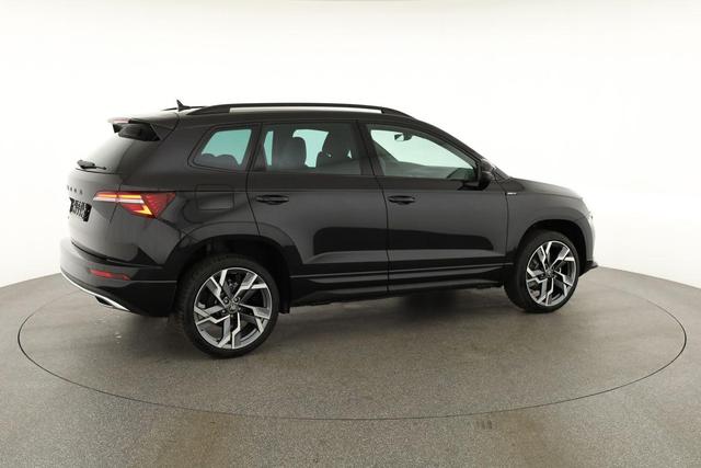 Skoda Karoq Sportline 1.5 TSI DSG Sportline, AHK, Navi, Matrix, Side, el. Klappe, Winter, 5 J.-Garantie 