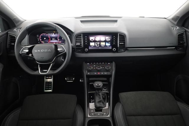 Skoda Karoq Sportline 1.5 TSI DSG Sportline, Pano, AHK, Navi, Matrix, Side, Winter, 5 J.-Garantie 