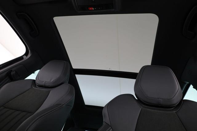 Skoda Karoq Sportline 1.5 TSI DSG Sportline, Pano, AHK, Navi, Matrix, Side, Winter, 5 J.-Garantie 