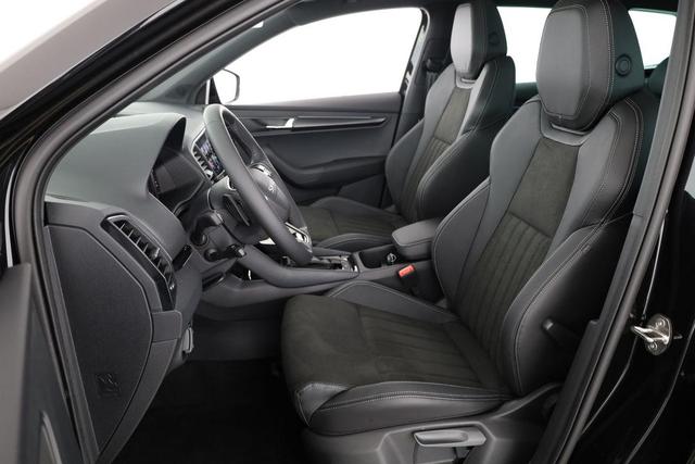 Skoda Karoq Sportline 1.5 TSI DSG Sportline, Pano, AHK, Navi, Matrix, Side, Winter, 5 J.-Garantie 