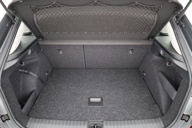 Skoda Kamiq Selection 1.5 TSI Selection, LED, Kamera, Winter, Ladeboden, 16-Zoll, 4-J Garantie 