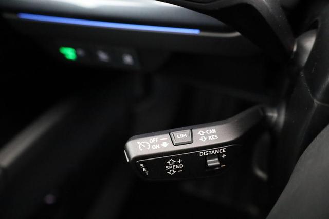 Audi Q4 Sportback e-tron 45 S-LINE quattro, AHK, Navi, Matrix, Komfort, Side, Kamera, el. Klappe, Winter, 20-Zoll 