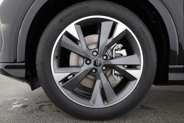 Audi Q4 Sportback e-tron 45 S-LINE quattro, AHK, Navi, Matrix, Komfort, Side, Kamera, el. Klappe, Winter, 20-Zoll 