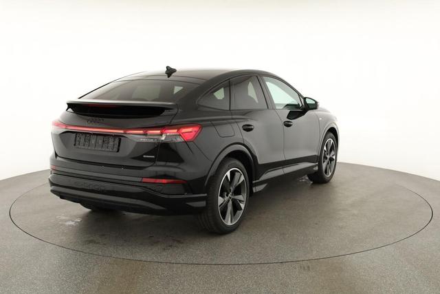 Audi Q4 Sportback e-tron 45 S-LINE quattro, AHK, Navi, Matrix, Komfort, Side, Kamera, el. Klappe, Winter, 20-Zoll 