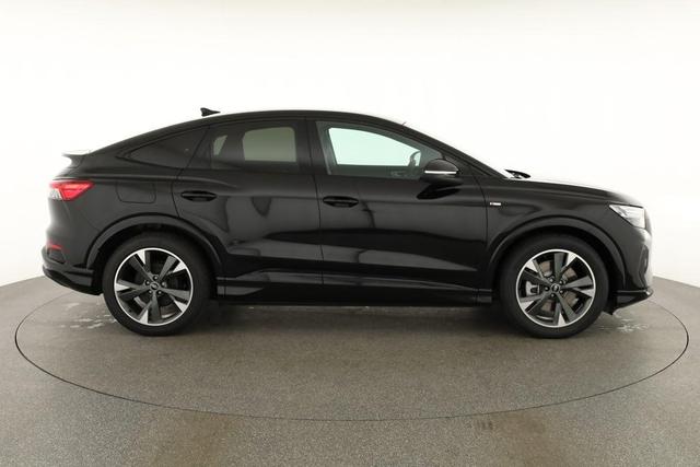 Audi Q4 Sportback e-tron 45 S-LINE quattro, AHK, Navi, Matrix, Komfort, Side, Kamera, el. Klappe, Winter, 20-Zoll 