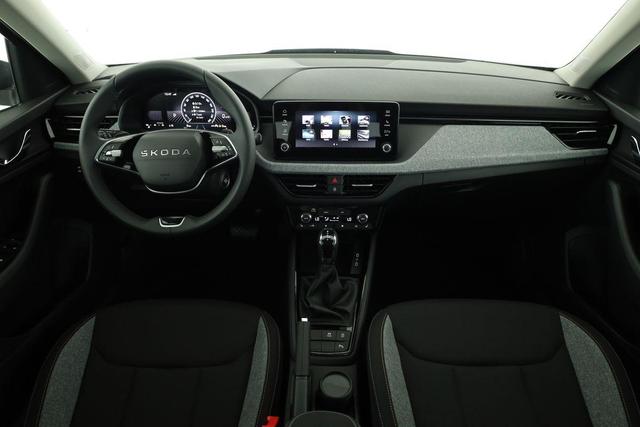 Skoda Kamiq Selection 1.0 TSI DSG Selection, AHK, Matrix, Kamera, Ladeboden, Winter, 16-Zoll 