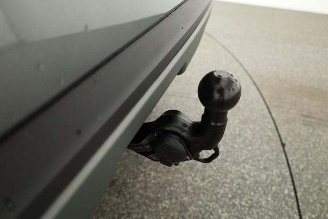 Skoda Kamiq Selection 1.0 TSI DSG Selection, AHK, Matrix, Kamera, Ladeboden, Winter, 16-Zoll 