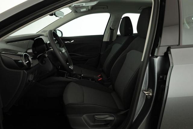 Skoda Fabia Selection 1.0 TSI Selection, AHK, Tempomat, Ladeboden, Park, Winterpaket, SmartLink, 4-J Garantie 