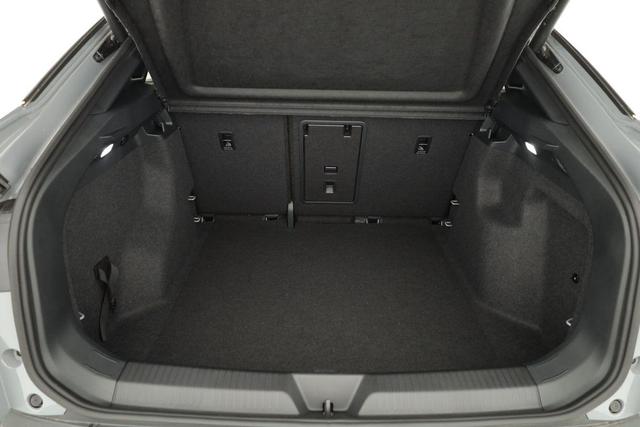 Volkswagen ID.5 Pro 210 kW mit Infotainment-Paket Pro, IQ.Light, Navi, Kamera, 19-Zoll, Komfortpaket 