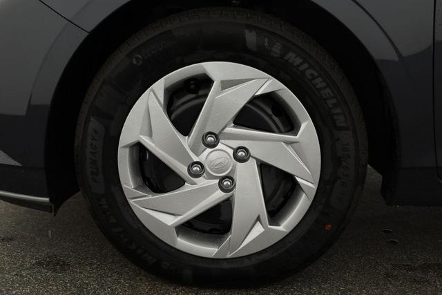 Hyundai i20 1.0 T-GDI DCT, Navi, Kamera, AppConnect, Winter, sofort 