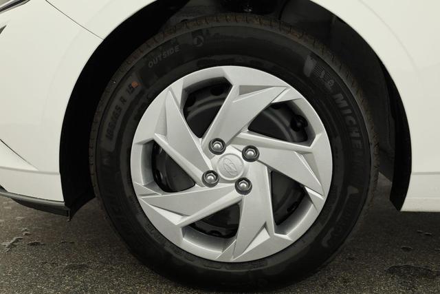 Hyundai i20 1.0 T-GDI DCT, Navi, Kamera, AppConnect, Winter, sofort 