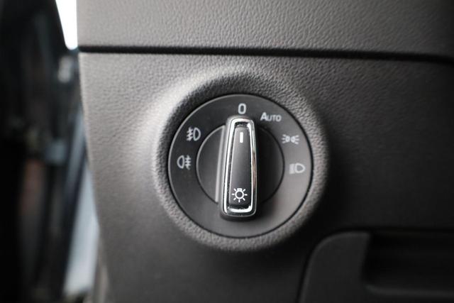 Skoda Karoq Style 1.5 TSI DSG Style, LED, ACC, Kamera, Winter, el. Klappe, Ladeboden 