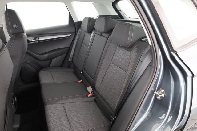 Skoda Karoq Style 1.5 TSI DSG Style, LED, ACC, Kamera, Winter, el. Klappe, Ladeboden 