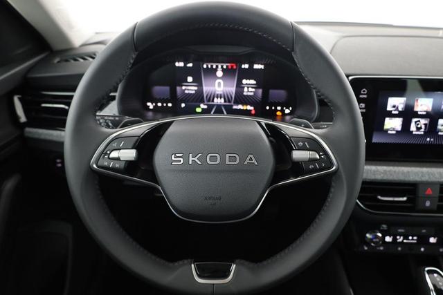 Skoda Kamiq Selection 1.0 TSI DSG Selection, AHK, Matrix, Kamera, Ladeboden, Winter, 16-Zoll 
