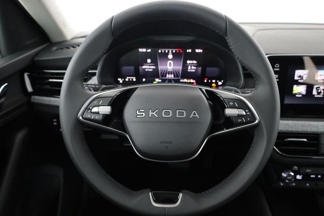Skoda Kamiq Selection 1.5 TSI DSG Selection, LED, Kamera, Ladeboden, Winter 