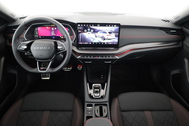 Skoda Octavia Combi 2.0 TSI 195 kW RS DSG, Standheizung, AHK, Navi, Matrix, Side, Winter, 5 J.-Garantie 