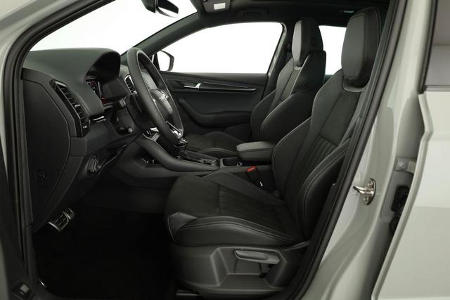 Skoda Karoq Sportline 1.5 TSI DSG Sportline, Pano, AHK, Navi, Matrix, Side, Winter, 5 J.-Garantie 