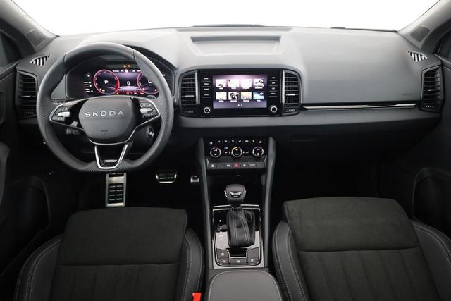 Skoda Karoq Sportline 4x4 2.0 TSI DSG Sportline, Pano, AHK, Navi, Matrix, Side, Winter, 5 J.-Garantie 
