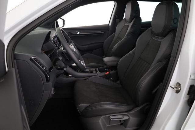 Skoda Karoq Sportline 4x4 2.0 TSI DSG Sportline, Pano, AHK, Navi, Matrix, Side, Winter, 5 J.-Garantie 