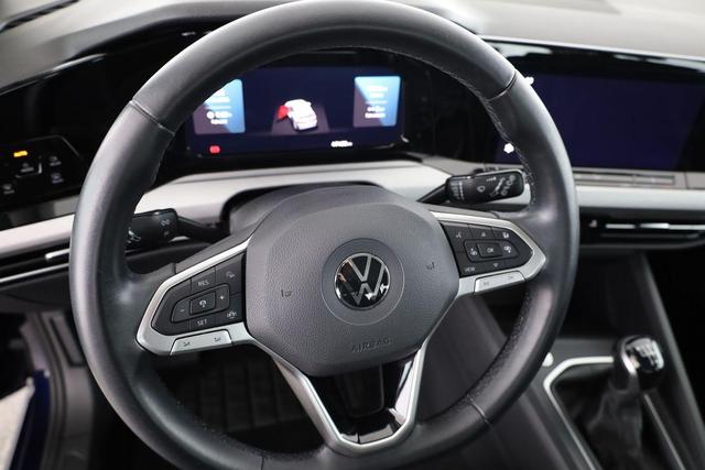 Volkswagen Golf LIFE 1.5 TSI Life, LED, ACC, Kamera, 17-Zoll, 1. Hand 