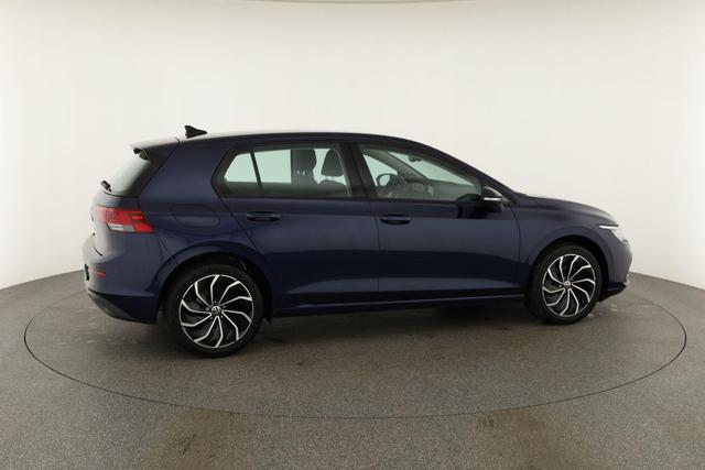 Volkswagen Golf LIFE 1.5 TSI Life, LED, ACC, Kamera, 17-Zoll, 1. Hand 