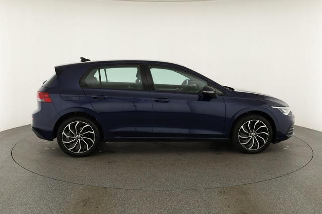 Volkswagen Golf LIFE 1.5 TSI Life, LED, ACC, Kamera, 17-Zoll, 1. Hand 