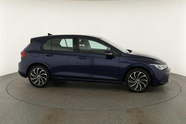 Volkswagen Golf LIFE 1.5 TSI Life, LED, ACC, Kamera, 17-Zoll, 1. Hand 