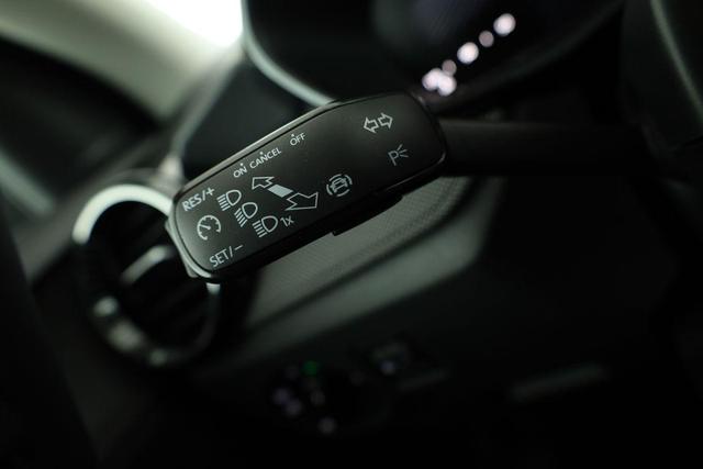 Skoda Fabia Selection 1.0 TSI Selection, LED, Sitzheizung, SmartLink, 5 J.- Garantie 