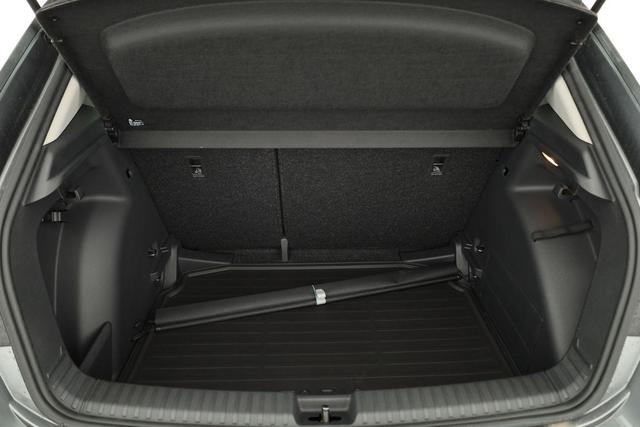 Skoda Fabia Selection 1.0 TSI Selection, LED, Sitzheizung, SmartLink, 5 J.- Garantie 