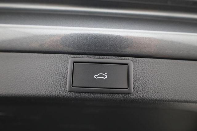 Skoda Octavia Combi 2.0 TSI 195 kW RS DSG, Pano, Standheizung, AHK, Navi, Matrix, Canton, Side, Winter, 5 J.-Garantie 