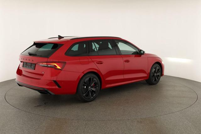 Skoda Octavia Combi 2.0 TSI 195 kW RS DSG, Pano, Standheizung, AHK, Navi, Matrix, Canton, Side, Winter, 5 J.-Garantie 