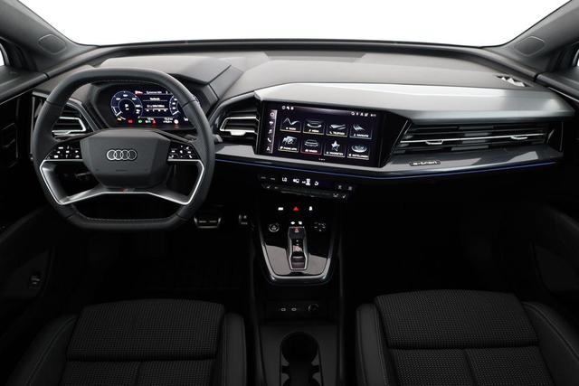 Audi Q4 e-tron 45 basis quattro S-LINE quattro, Navi, Matrix, Side, Kamera, el. Klappe, Winter. 20-Zoll 