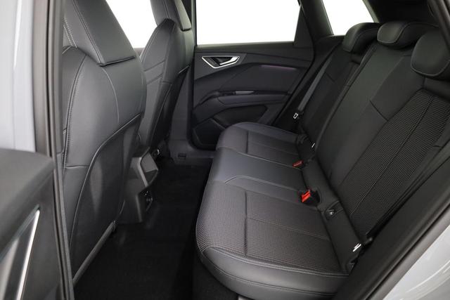 Audi Q4 e-tron 45 basis quattro S-LINE quattro, Navi, Matrix, Side, Kamera, el. Klappe, Winter. 20-Zoll 