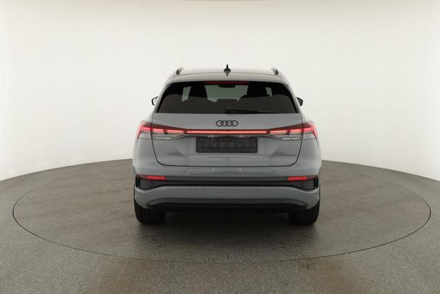 Audi Q4 e-tron 45 basis quattro S-LINE quattro, Navi, Matrix, Side, Kamera, el. Klappe, Winter. 20-Zoll 