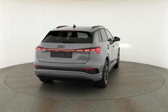 Audi Q4 e-tron 45 basis quattro S-LINE quattro, Navi, Matrix, Side, Kamera, el. Klappe, Winter. 20-Zoll 
