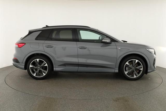 Audi Q4 e-tron 45 basis quattro S-LINE quattro, Navi, Matrix, Side, Kamera, el. Klappe, Winter. 20-Zoll 