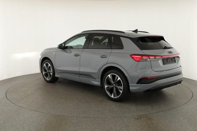 Audi Q4 e-tron 45 basis quattro S-LINE quattro, Navi, Matrix, Side, Kamera, el. Klappe, Winter. 20-Zoll 