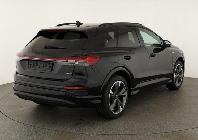 Audi Q4 e-tron 45 basis quattro S-LINE quattro, Navi, Matrix, Side, Kamera, el. Klappe, Winter. 20-Zoll 
