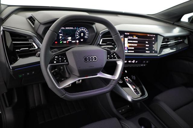 Audi Q4 e-tron 45 basis quattro S-LINE quattro, Navi, Matrix, Side, Kamera, el. Klappe, Winter. 20-Zoll 