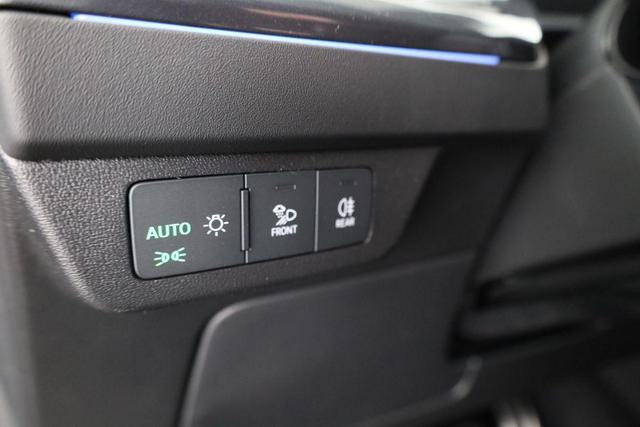 Audi Q4 e-tron 45 basis quattro S-LINE quattro, Navi, Matrix, Side, Kamera, el. Klappe, Winter. 20-Zoll 