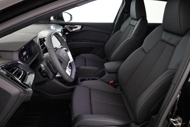 Audi Q4 e-tron 45 basis quattro S-LINE quattro, Navi, Matrix, Side, Kamera, el. Klappe, Winter. 20-Zoll 