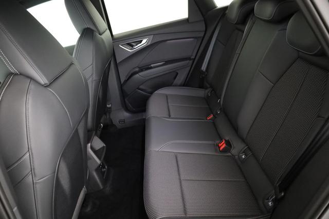 Audi Q4 e-tron 45 basis quattro S-LINE quattro, Navi, Matrix, Side, Kamera, el. Klappe, Winter. 20-Zoll 