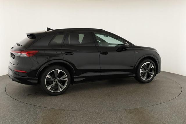 Audi Q4 e-tron 45 basis quattro S-LINE quattro, Navi, Matrix, Side, Kamera, el. Klappe, Winter. 20-Zoll 