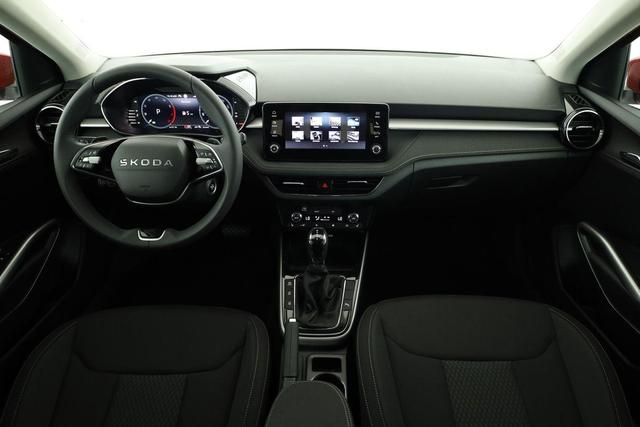 Skoda Fabia Selection 1.0 TSI DSG Selection, LED, Kamera, Side, ACC, Winter, Ladeboden, sofort 