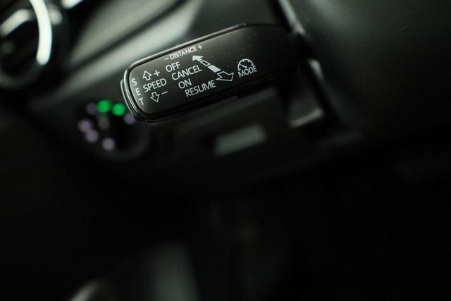 Skoda Fabia Selection 1.0 TSI DSG Selection, LED, Kamera, Side, ACC, Winter, Ladeboden, sofort 