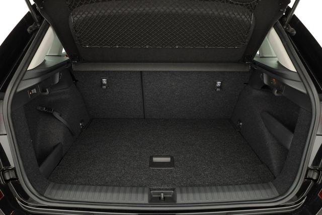Skoda Kamiq Selection 1.0 TSI Selection, AHK, LED, Kamera, Ladeboden, Winter 