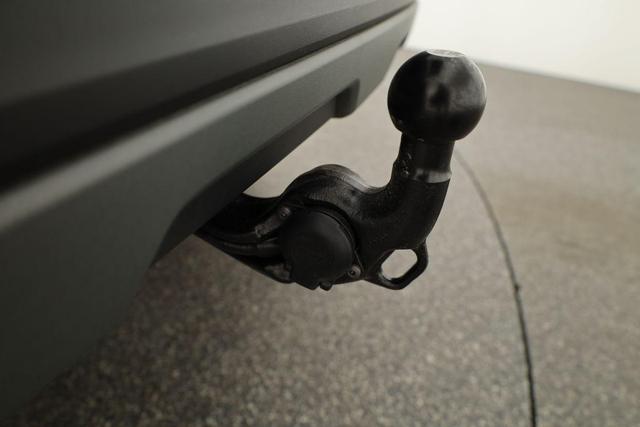 Skoda Kamiq Selection 1.0 TSI Selection, AHK, LED, Kamera, Ladeboden, Winter 